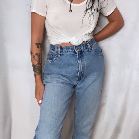 VINTAGE 90s GAP LIGHT WASH HIGH WAIST MOM JEANS pending - Picture 3 of 6